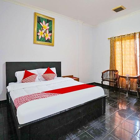 Oyo 91680 Hotel Mentari Palembang Bagian luar foto